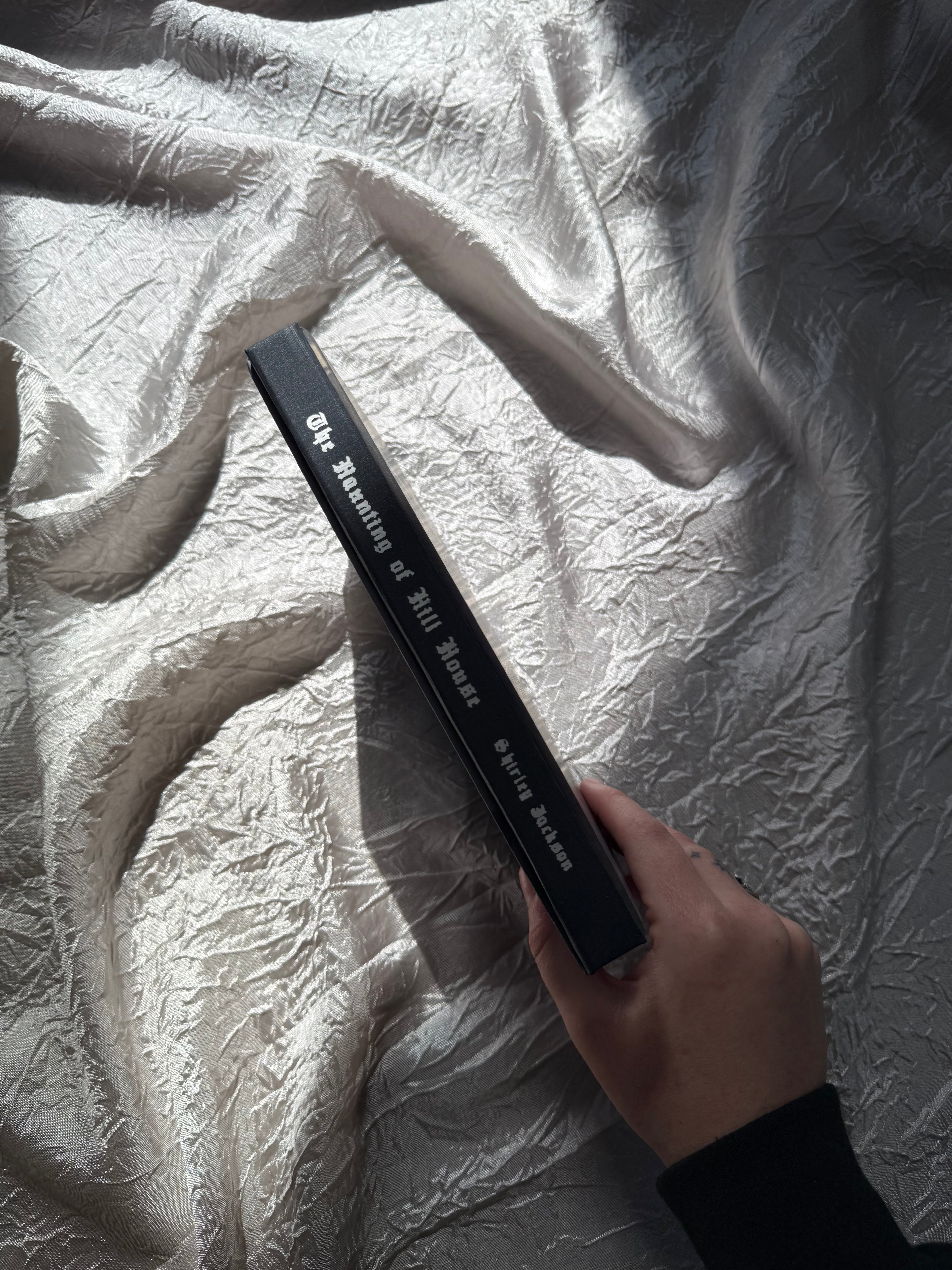 THE HAUNTING OF HILL HOUSE BY SHIRLEY JACKSON